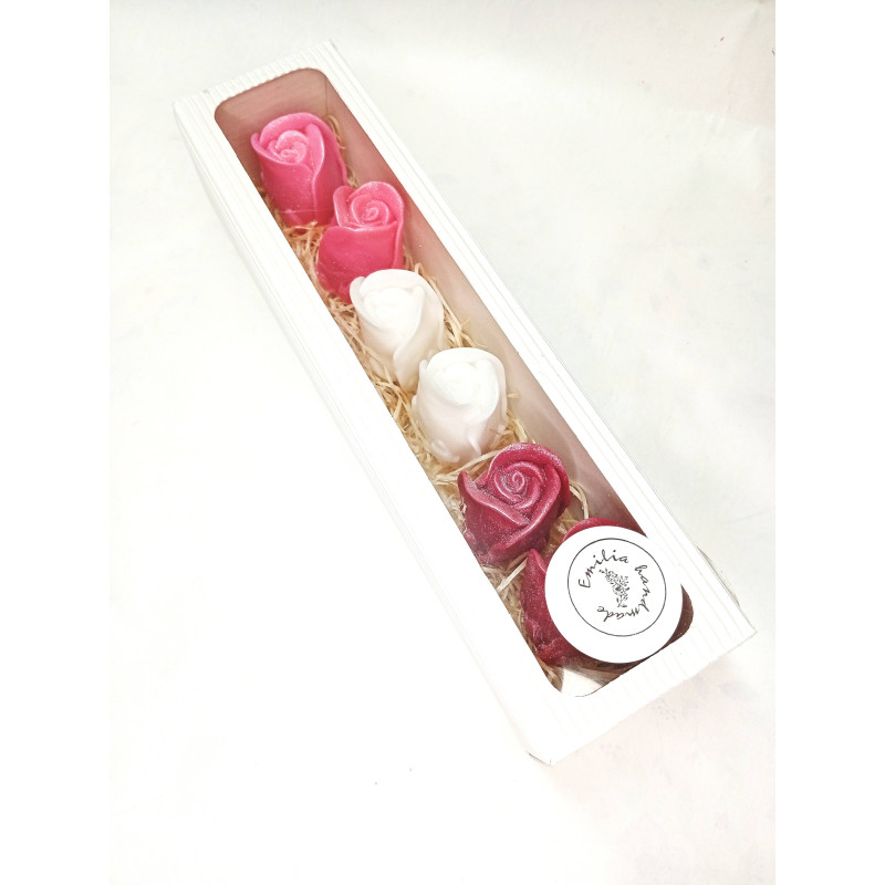 Dlouhá kazeta růže poupě, červena, bílá, růžová