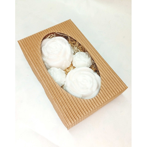 Střední kazeta růže velká, růže malá, bílá