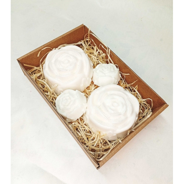 Střední kazeta růže velká, růže malá, bílá