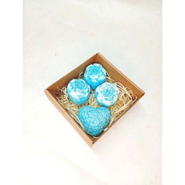 Malá kazeta pivoňka poupě, srdíčko, modrobílá